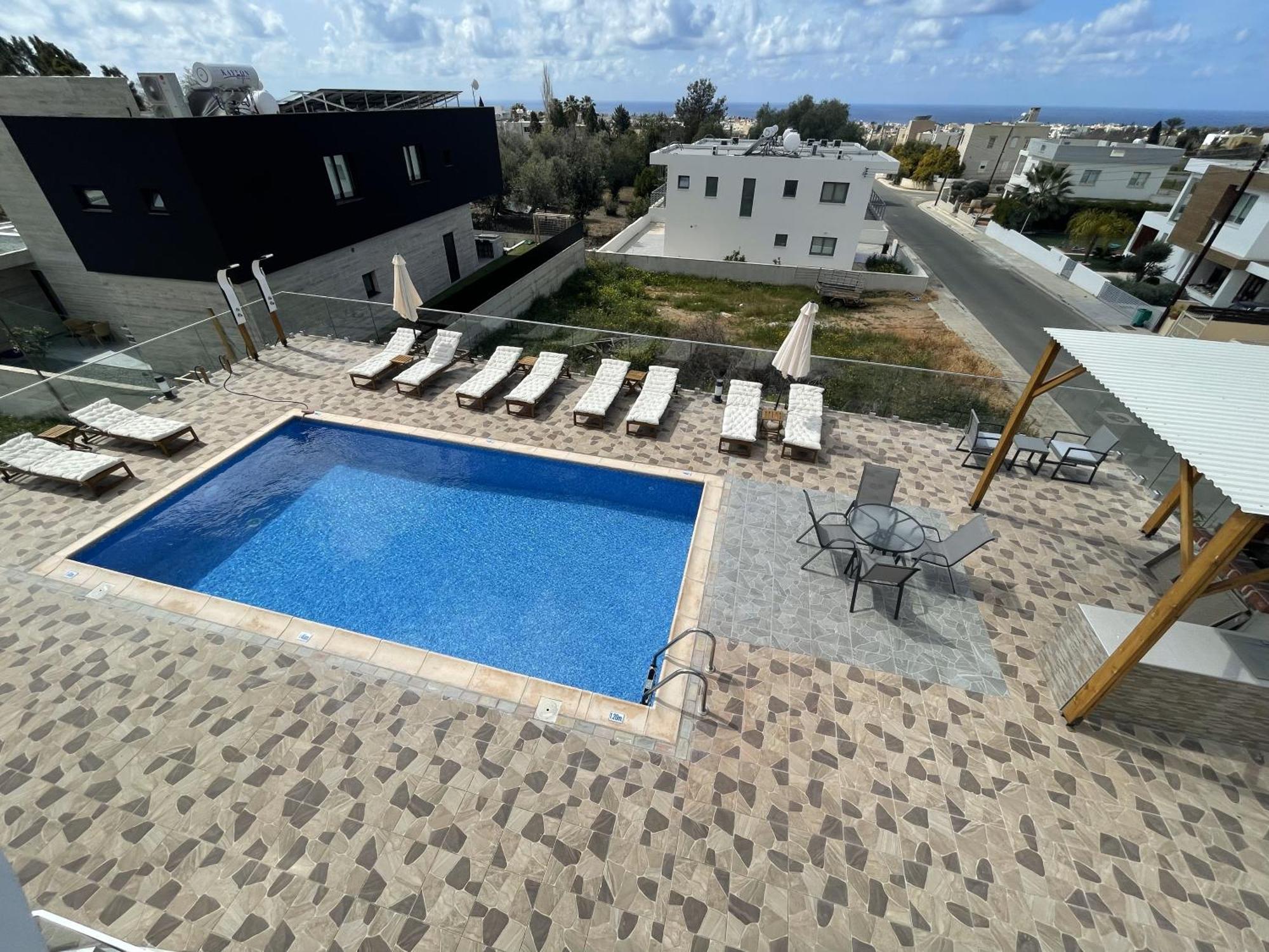 Arf Apartments - With Jacuzzi At The Complex Emba Eksteriør billede