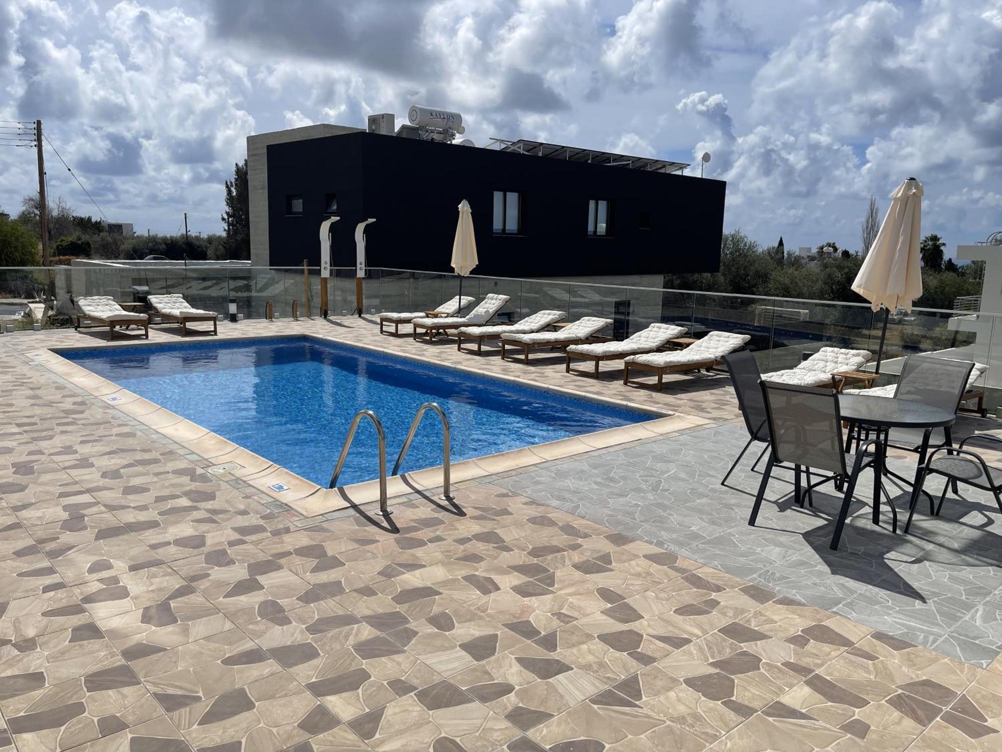 Arf Apartments - With Jacuzzi At The Complex Emba Eksteriør billede